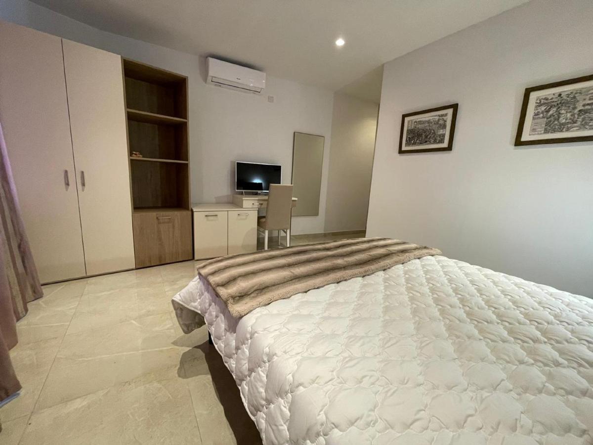La Reggia Seaview Guesthouse Marsaxlokk Exterior foto